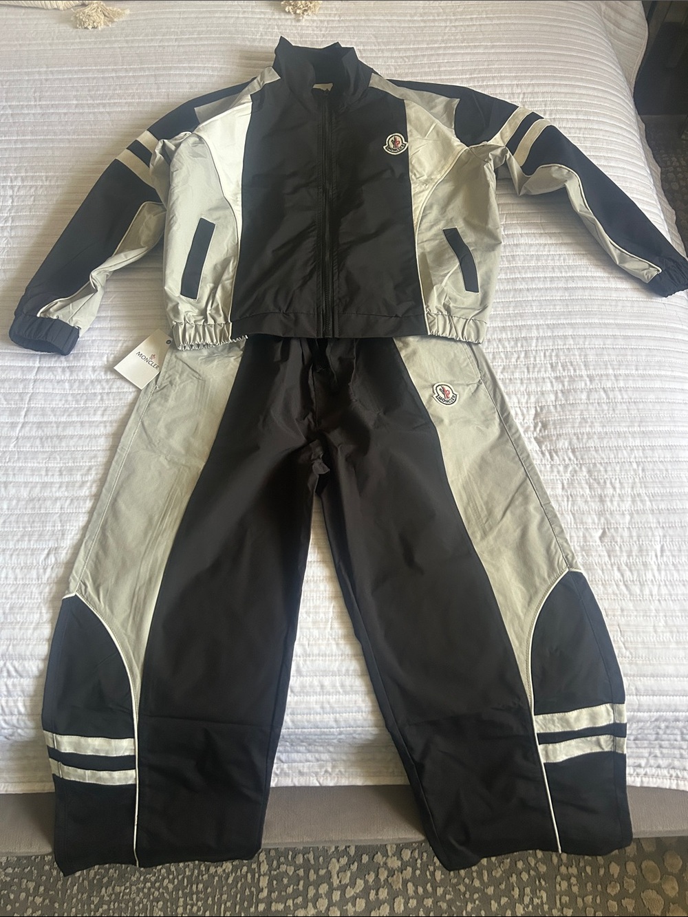 Moncler Tracksuit Men **Brand New**